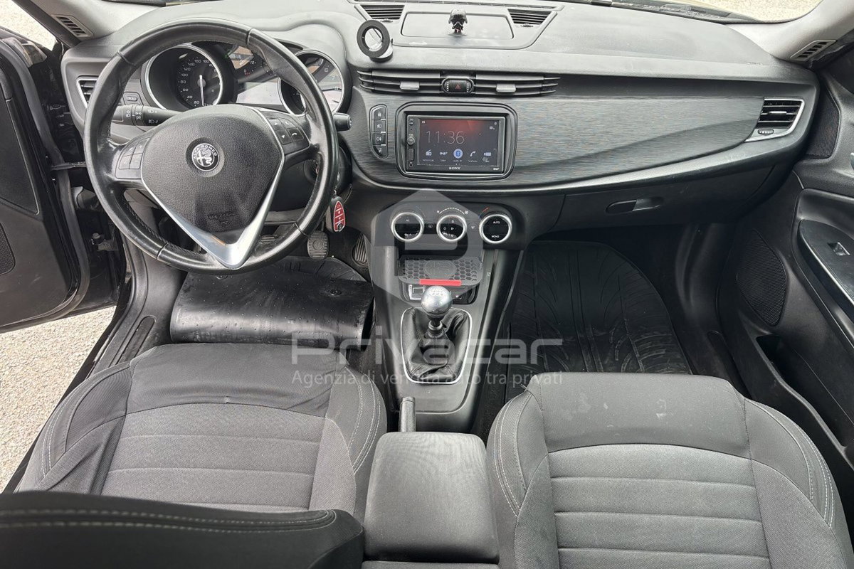 Alfa Romeo Giulietta 1.4 Turbo Distinctive Gpl 120cv E6 (10)