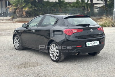Alfa Romeo Giulietta 1.4 Turbo Distinctive Gpl 120cv E6 (7)