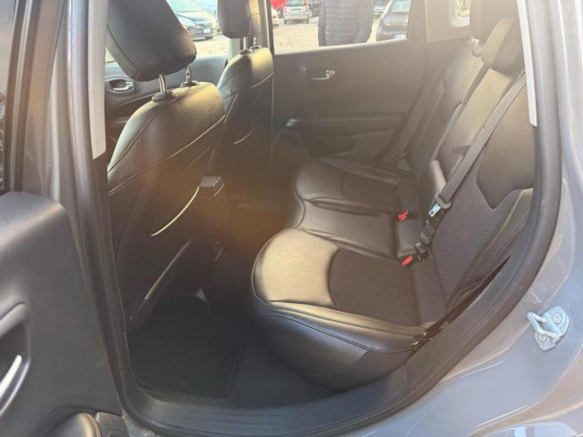 Jeep Compass 1.4 MultiAir 2WD Limited (13)