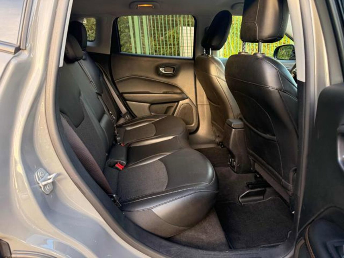 Jeep Compass 1.4 MultiAir 2WD Limited (14)