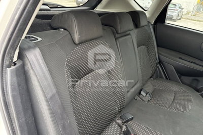 Nissan Qashqai 2.0 dCi DPF 4WD Acenta (15)