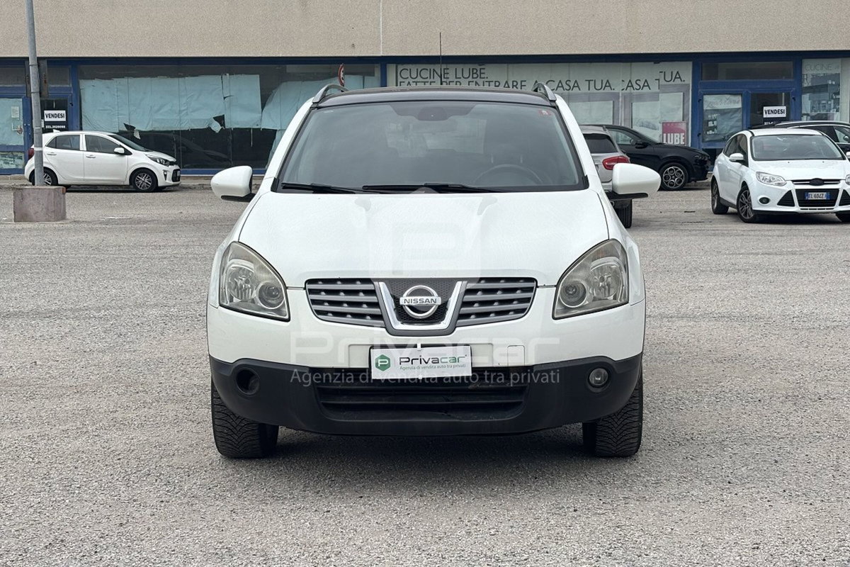 Nissan Qashqai 2.0 dCi DPF 4WD Acenta (2)