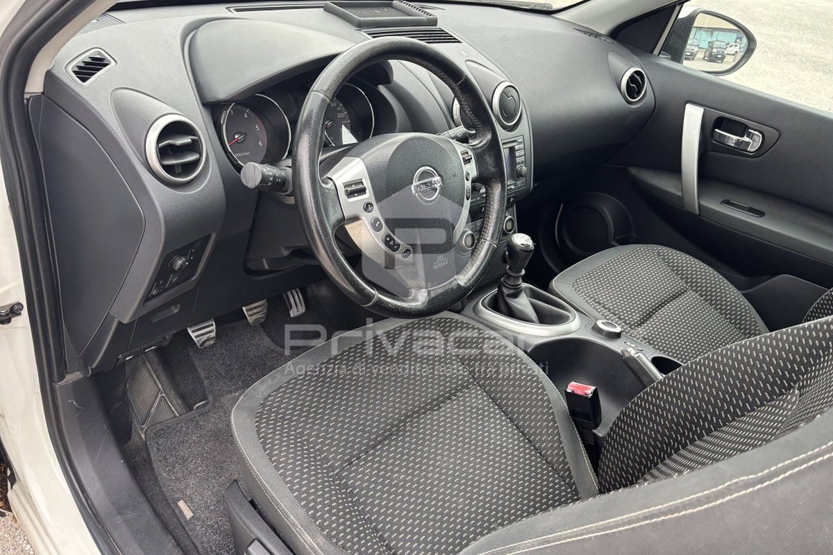 Nissan Qashqai 2.0 dCi DPF 4WD Acenta (9)