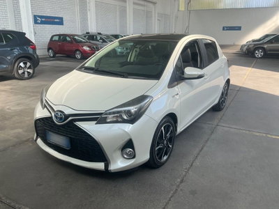Toyota Yaris 1.5 Hybrid 5 porte Style (4)