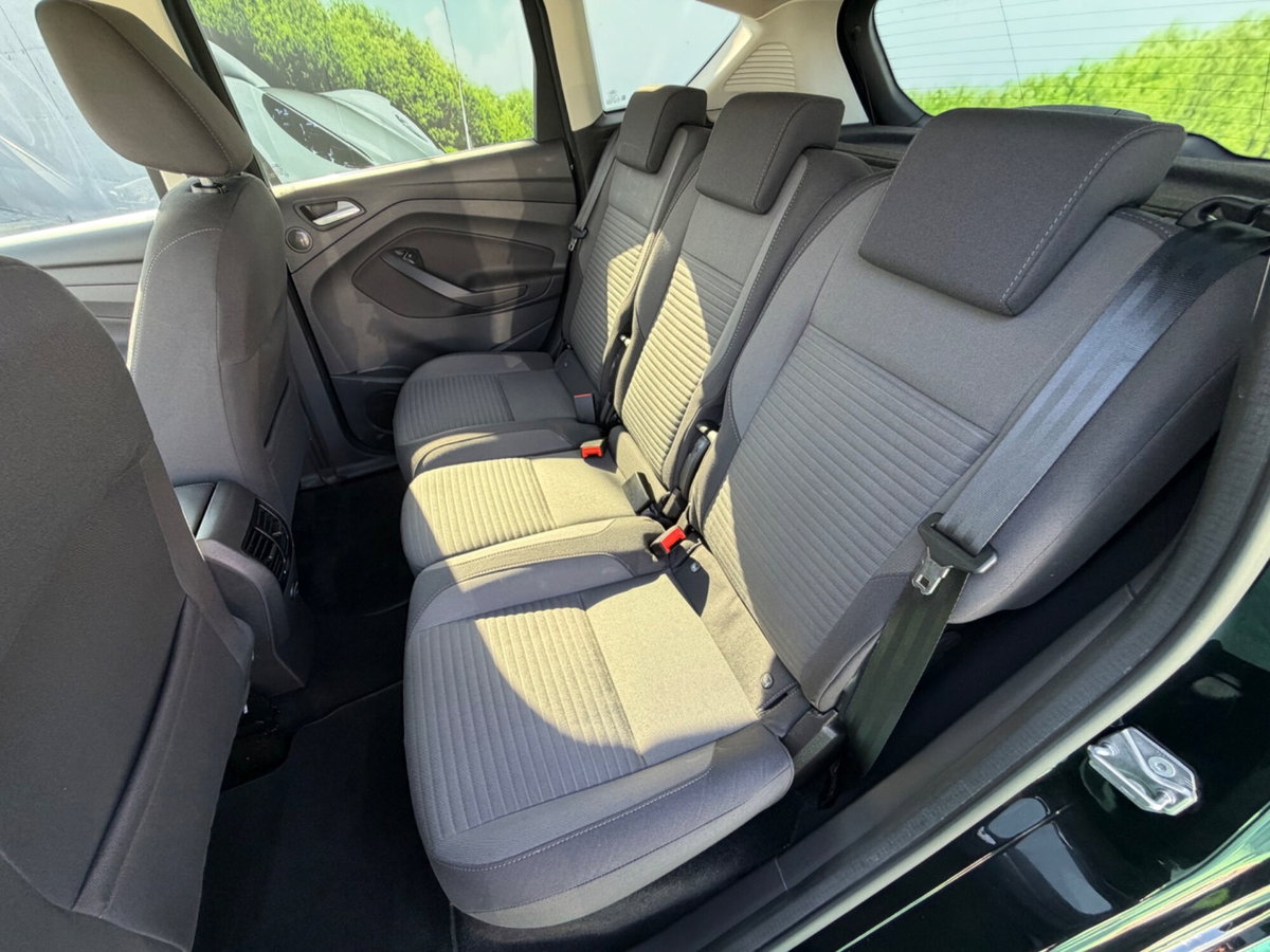 Ford C-Max 1.5 TDCi 120CV Powershift Start&Stop Titanium (8)