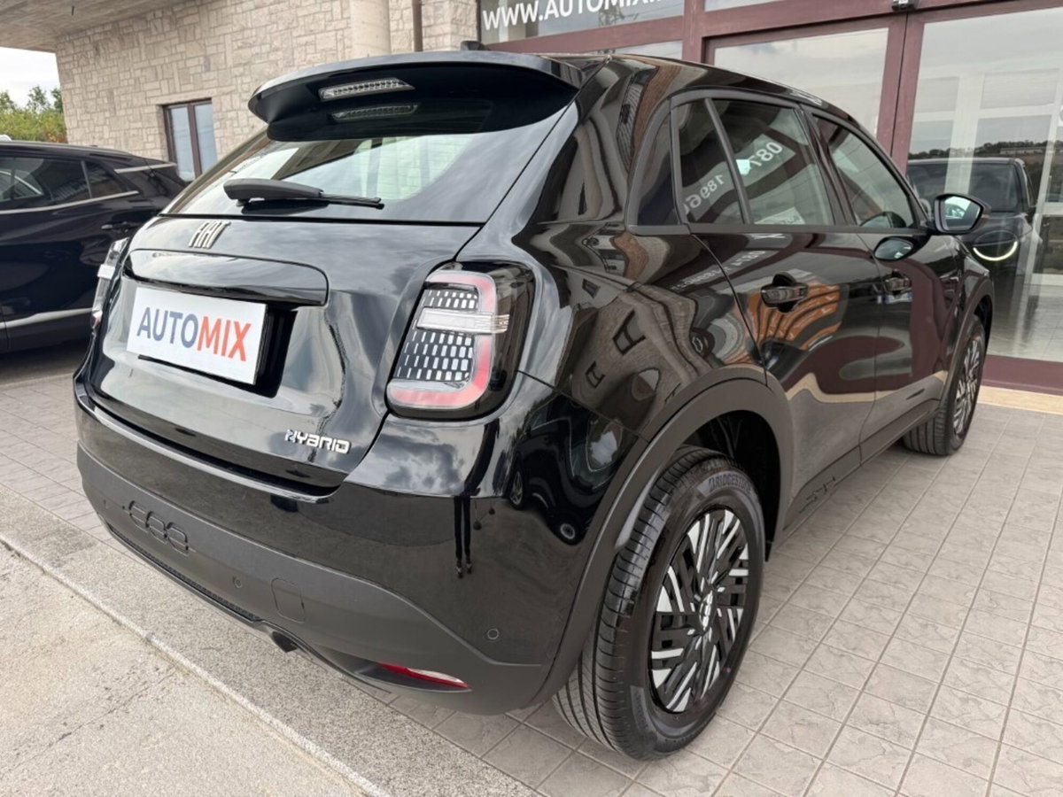 Fiat 600 1.2 Business 100cv (11)