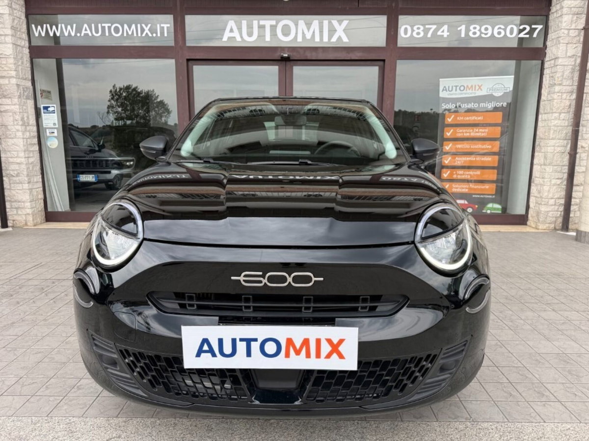 Fiat 600 1.2 Business 100cv (2)