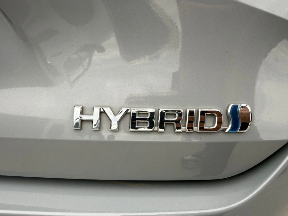 Toyota Corolla Touring Sports 1.8 Hybrid Business (13)