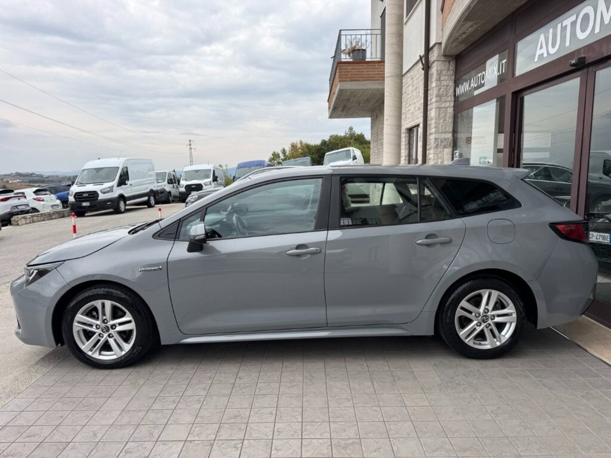 Toyota Corolla Touring Sports 1.8 Hybrid Business (9)