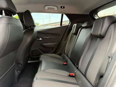 Peugeot 2008 BlueHDi 130 S&S EAT8 Allure Pack (17)