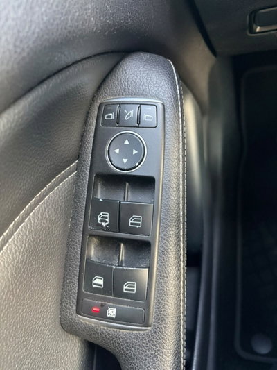 Mercedes-Benz Classe B 180 d Automatic Executive (18)
