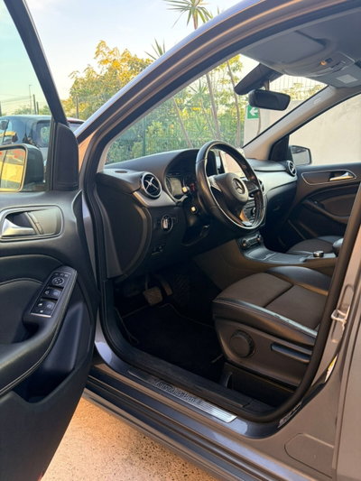 Mercedes-Benz Classe B 180 d Automatic Executive (19)