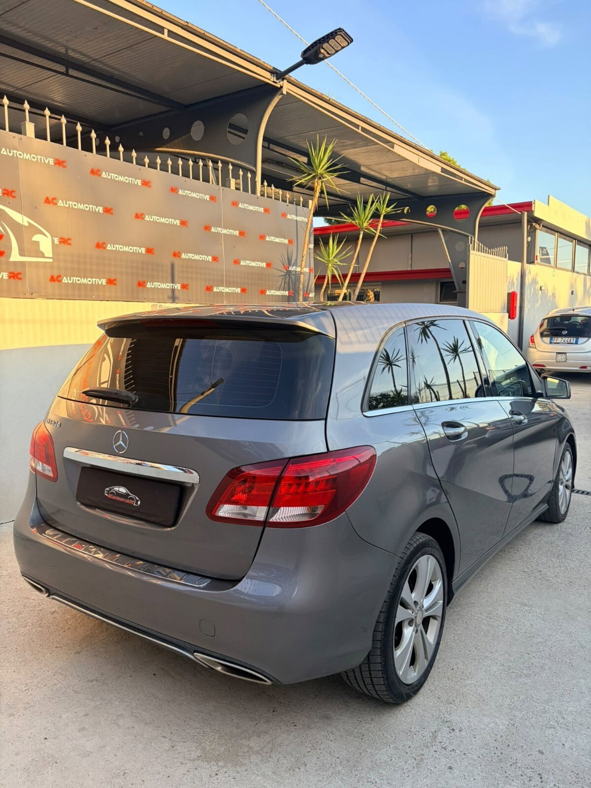 Mercedes-Benz Classe B 180 d Automatic Executive (6)