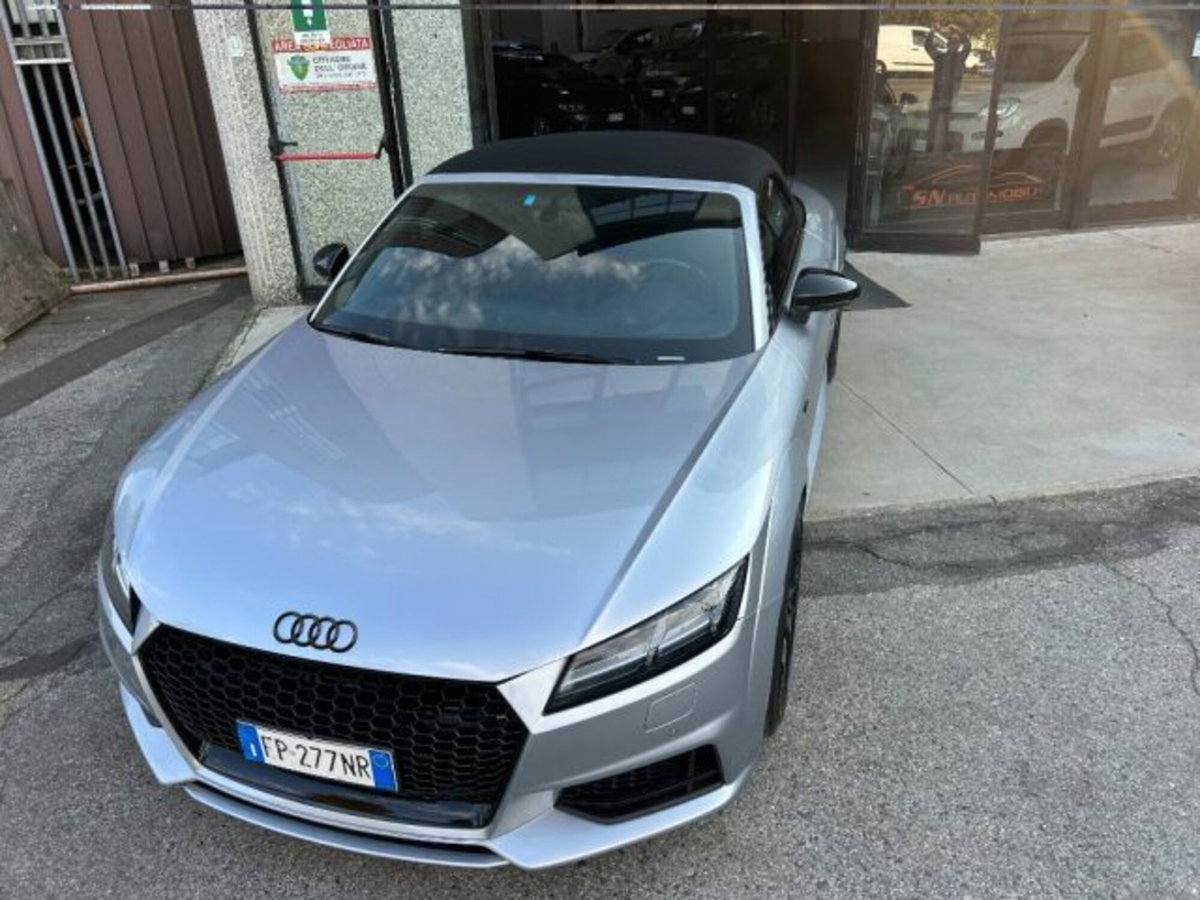 Audi TT Cabrio 1.8 TFSI S tronic S line (18)