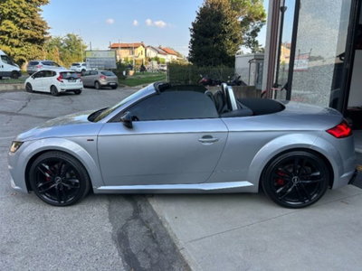 Audi TT Cabrio 1.8 TFSI S tronic S line (8)