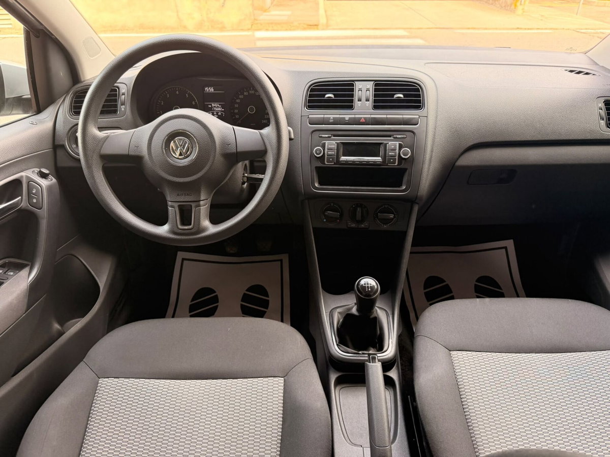 Volkswagen Polo 1.4 5 porte Comfortline (11)