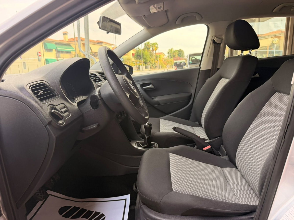 Volkswagen Polo 1.4 5 porte Comfortline (9)