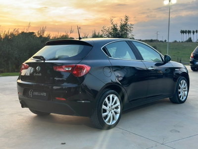 Alfa Romeo Giulietta 1.6 JTDm Sprint 120cv (6)