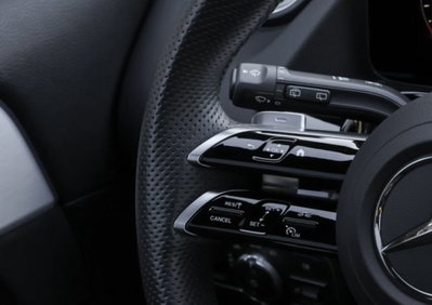 Mercedes-Benz GLA SUV 220 d Edition AMG Line 4matic auto (3)