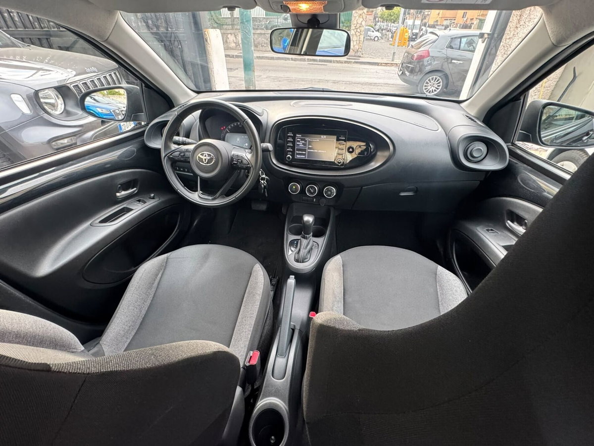 Toyota Aygo X 1.0 VVT-i 72 CV 5 porte Limited S-CVT (13)