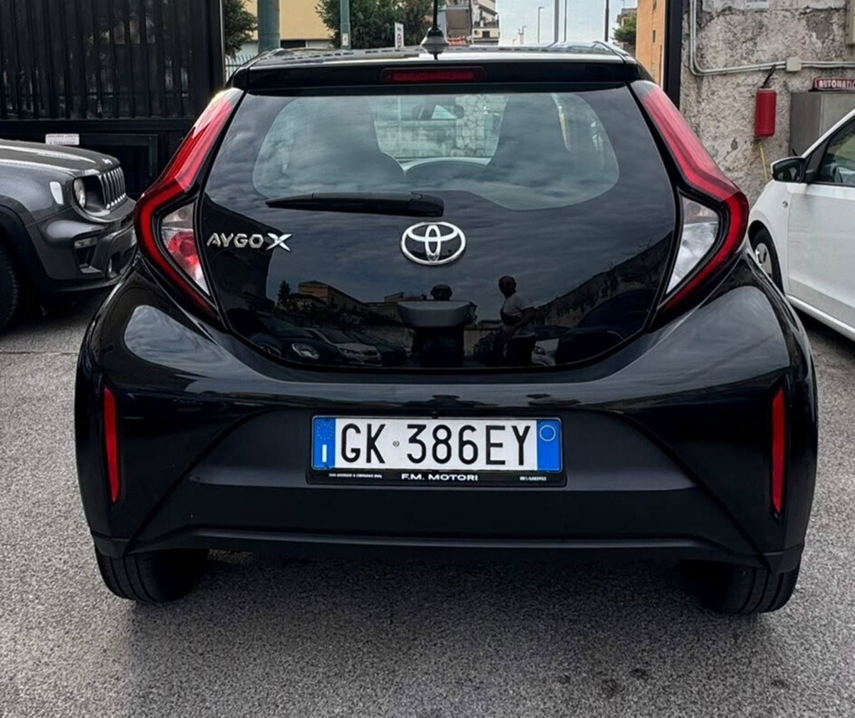 Toyota Aygo X 1.0 VVT-i 72 CV 5 porte Limited S-CVT (4)