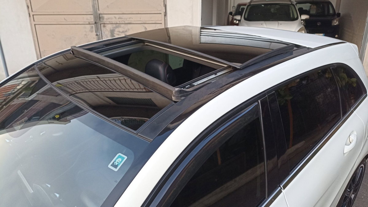 Mercedes-Benz Classe B 200 d Automatic 4Matic Premium (8)