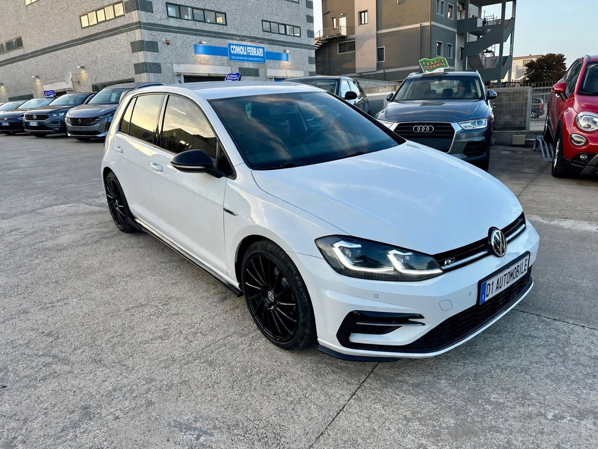 Volkswagen Golf 1.6 TDI 115 CV 5p. Business BlueMotion Technology (4)