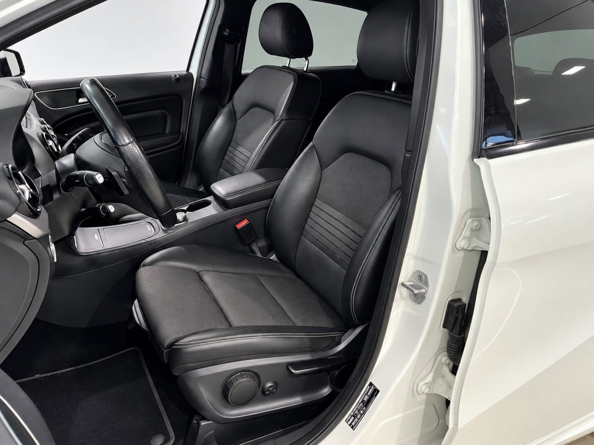 Mercedes-Benz Classe B 180 d Automatic Sport (8)