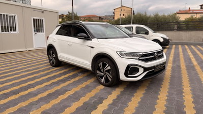 Volkswagen T-Roc 2.0 tdi R-Line 115cv (2)