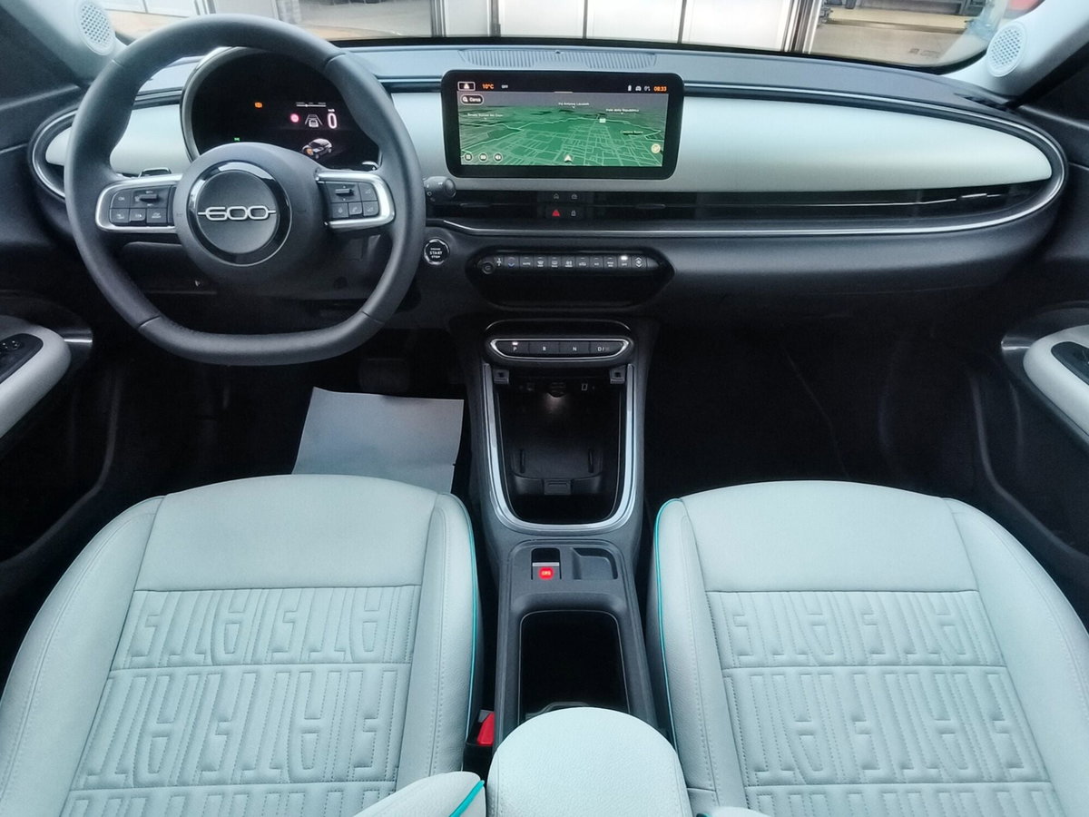 Fiat 600 1.2 hybrid La Prima 110cv auto (7)