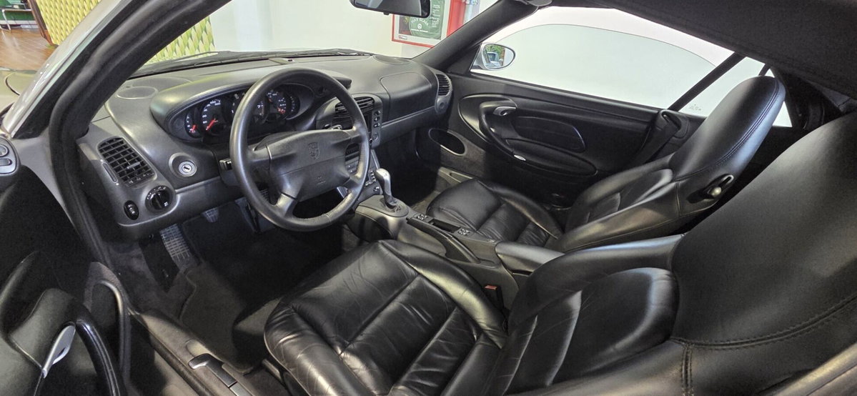 Porsche 911 Cabrio Carrera cat (11)