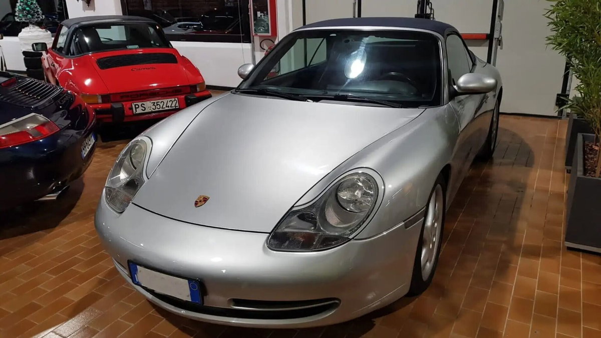 Porsche 911 Cabrio Carrera cat (3)