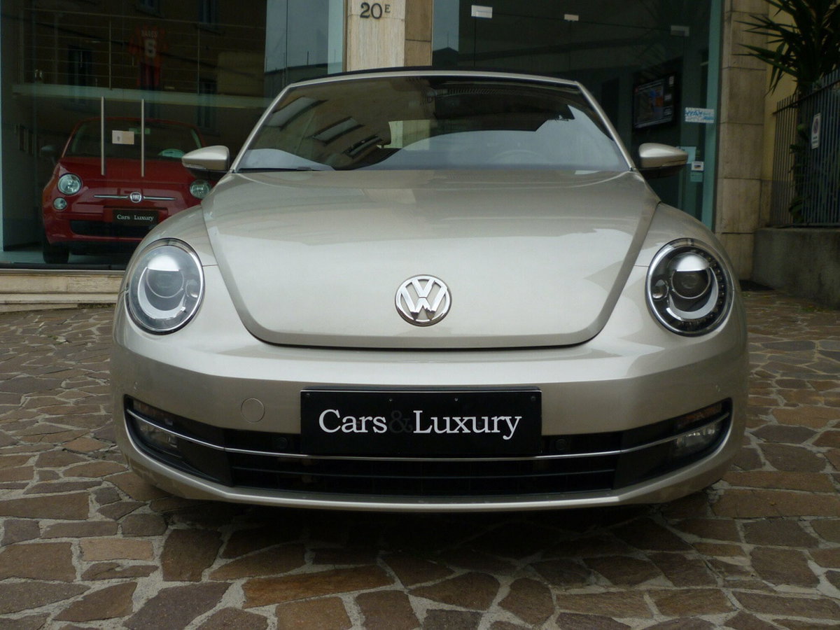 Volkswagen Maggiolino Cabrio 1.2 TSI Design BlueMotion Technology (2)