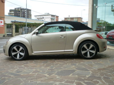 Volkswagen Maggiolino Cabrio 1.2 TSI Design BlueMotion Technology (5)