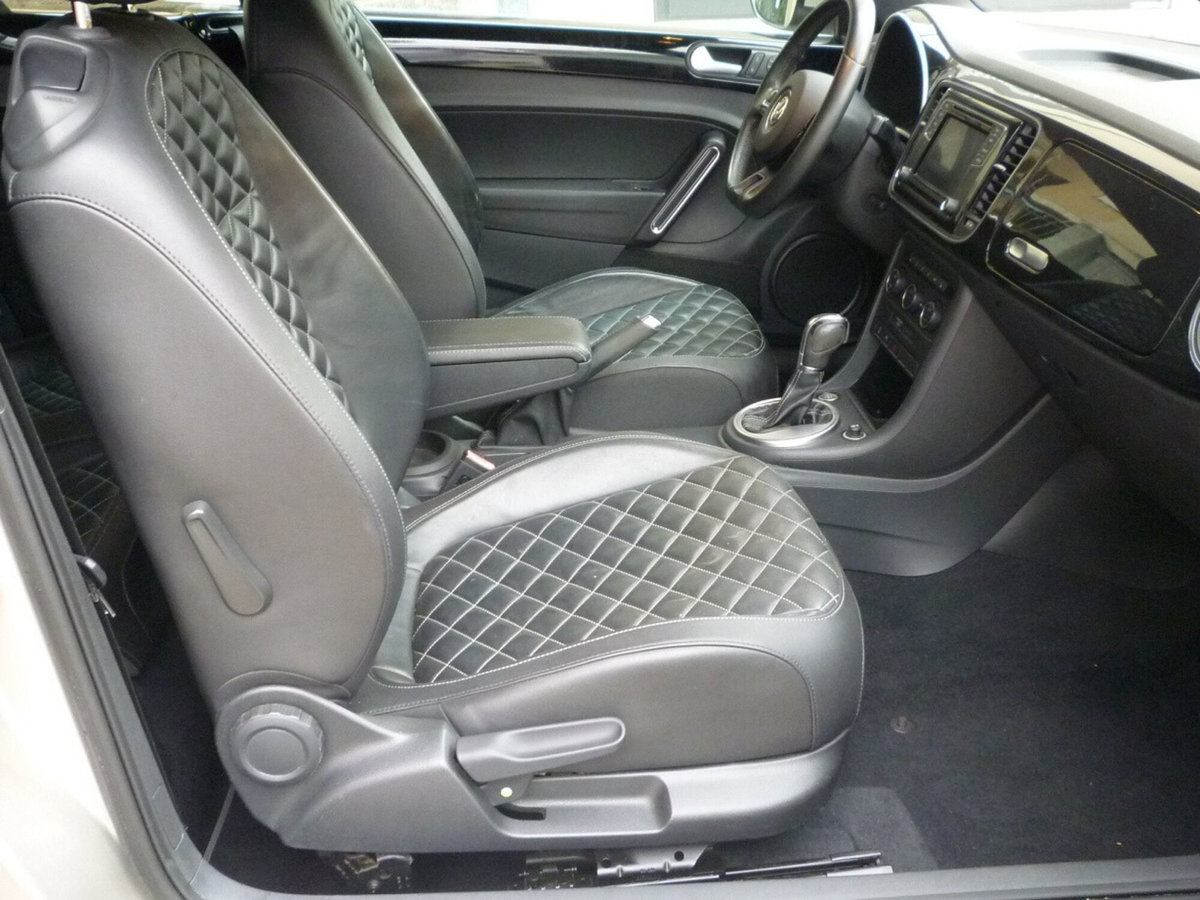 Volkswagen Maggiolino Cabrio 1.2 TSI Design BlueMotion Technology (8)