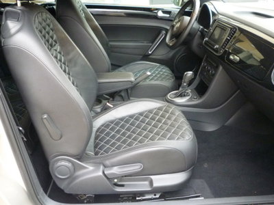 Volkswagen Maggiolino Cabrio 1.2 TSI Design BlueMotion Technology (8)