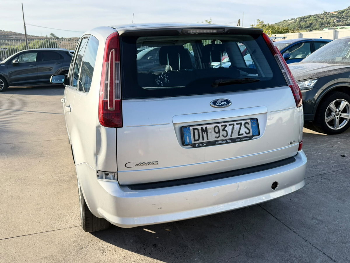 Ford C-Max 1.6 TDCi 110 CV Titanium DPF (6)
