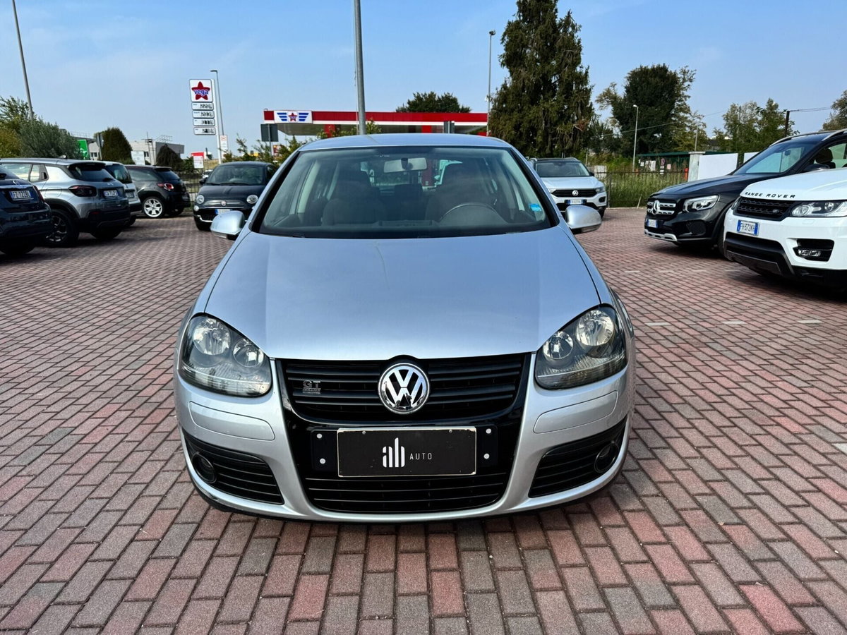 Volkswagen Golf 1.9 TDI DPF 5p. 5m. GT Sport (2)