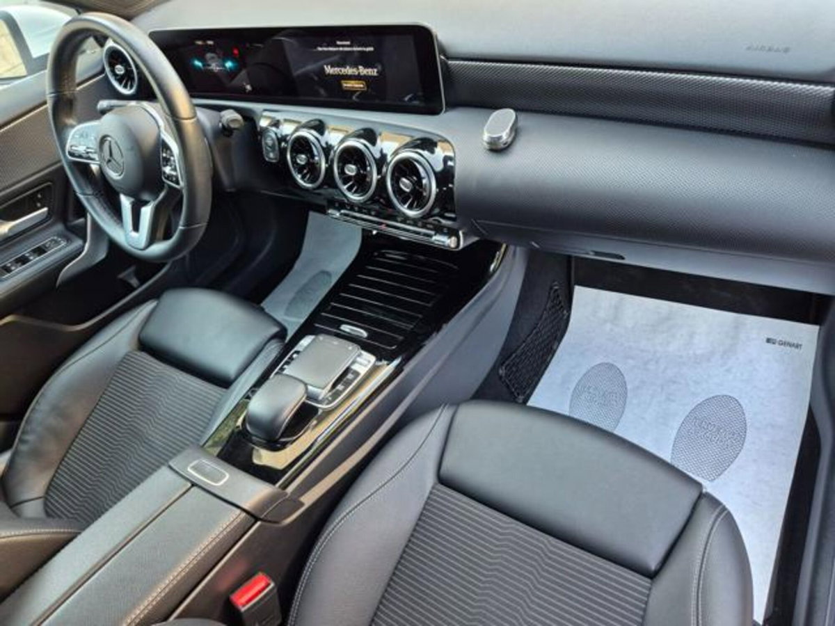 Mercedes-Benz Classe A Sedan 180 Automatic 4p. Sport (15)