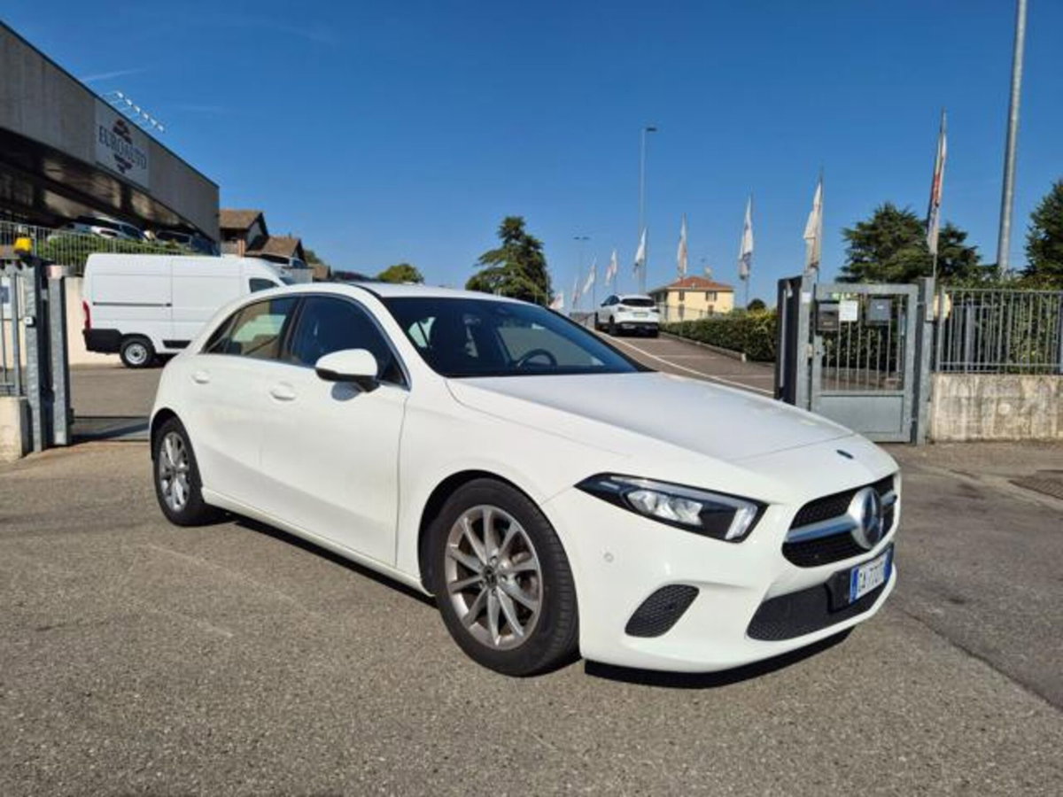 Mercedes-Benz Classe A Sedan 180 Automatic 4p. Sport (5)