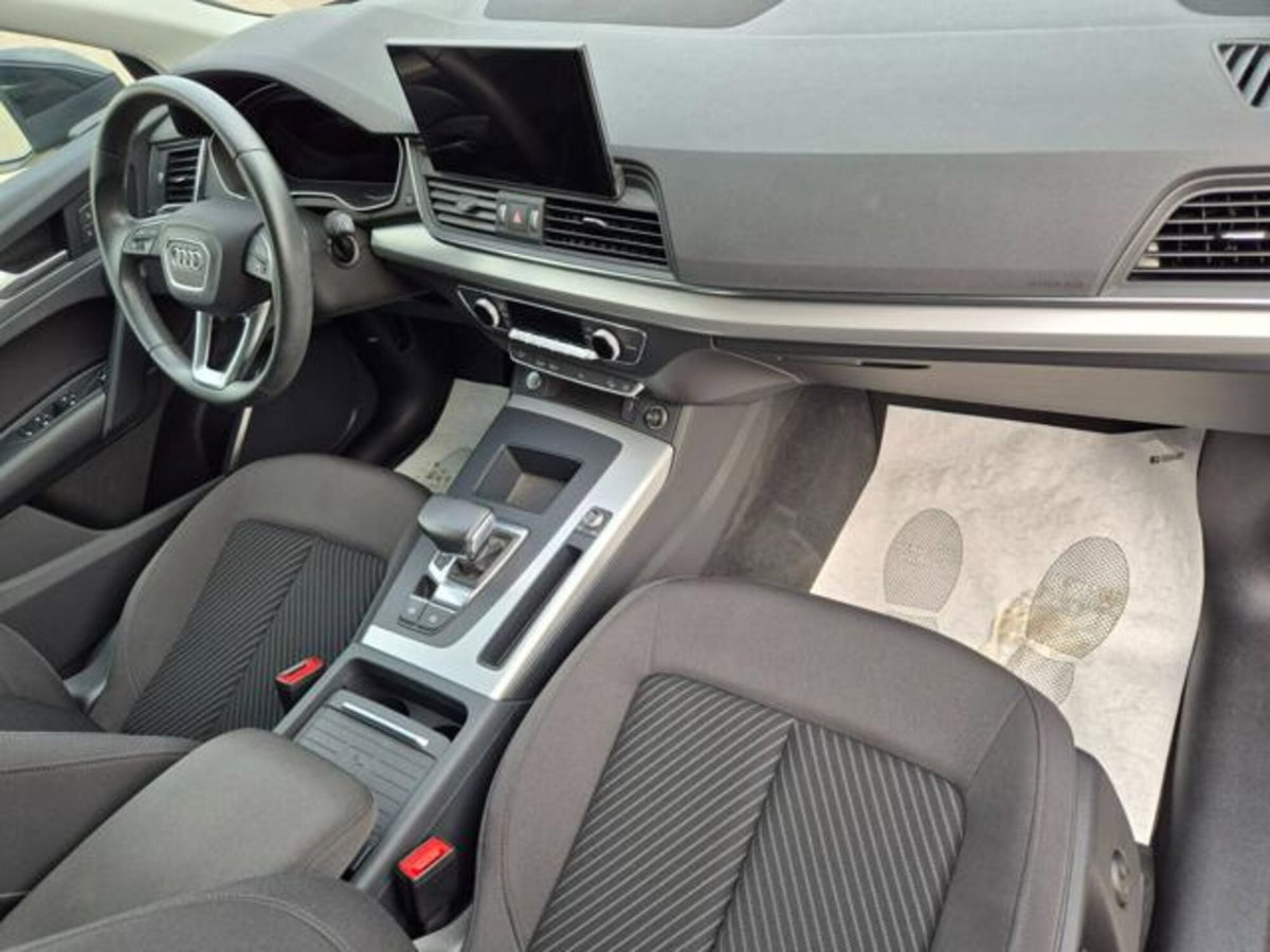 Audi Q5 35 TDI S tronic Business Advanced (14)