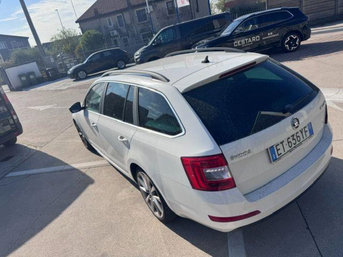 Skoda Octavia Station Wagon 2.0 TDI CR Wagon Executive (5)