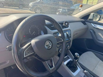 Skoda Octavia Station Wagon 2.0 TDI CR Wagon Executive (6)