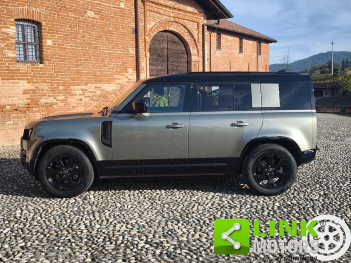 Land Rover Defender 110 3.0d i6 mhev X-Dynamic SE awd 200cv auto (16)