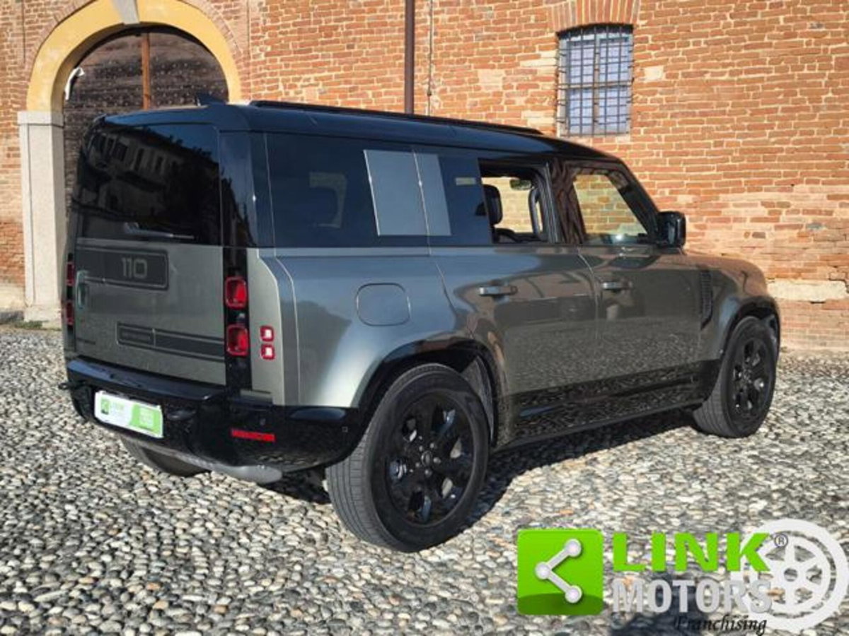 Land Rover Defender 110 3.0d i6 mhev X-Dynamic SE awd 200cv auto (18)