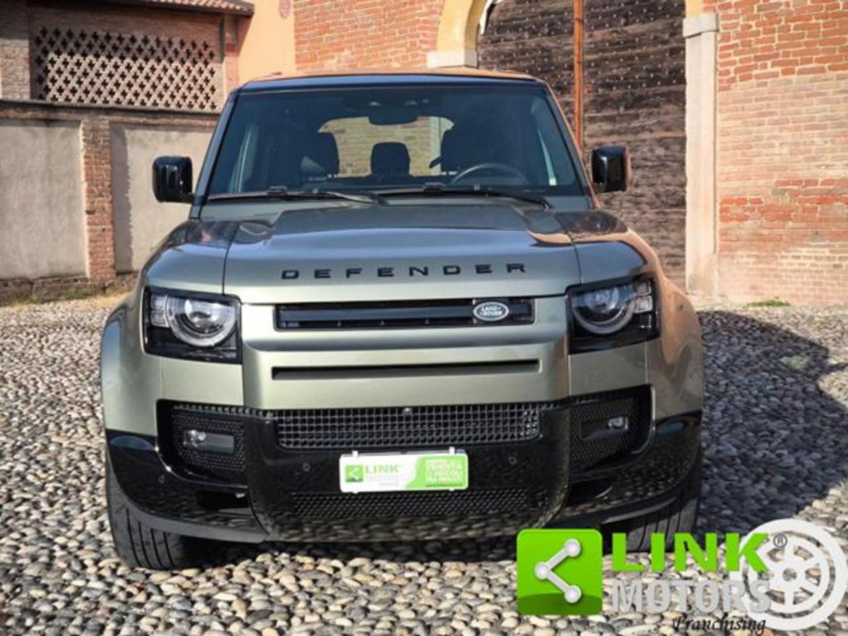 Land Rover Defender 110 3.0d i6 mhev X-Dynamic SE awd 200cv auto (3)