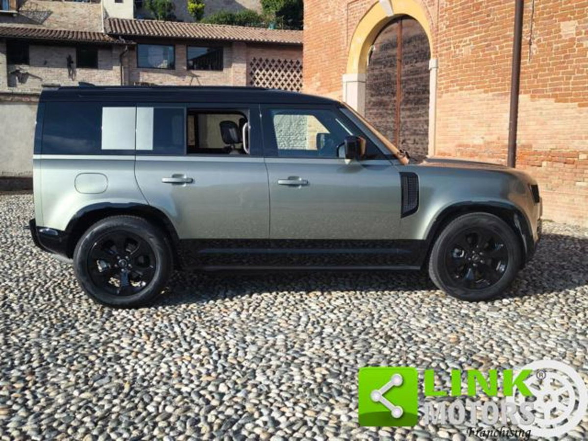 Land Rover Defender 110 3.0d i6 mhev X-Dynamic SE awd 200cv auto (5)