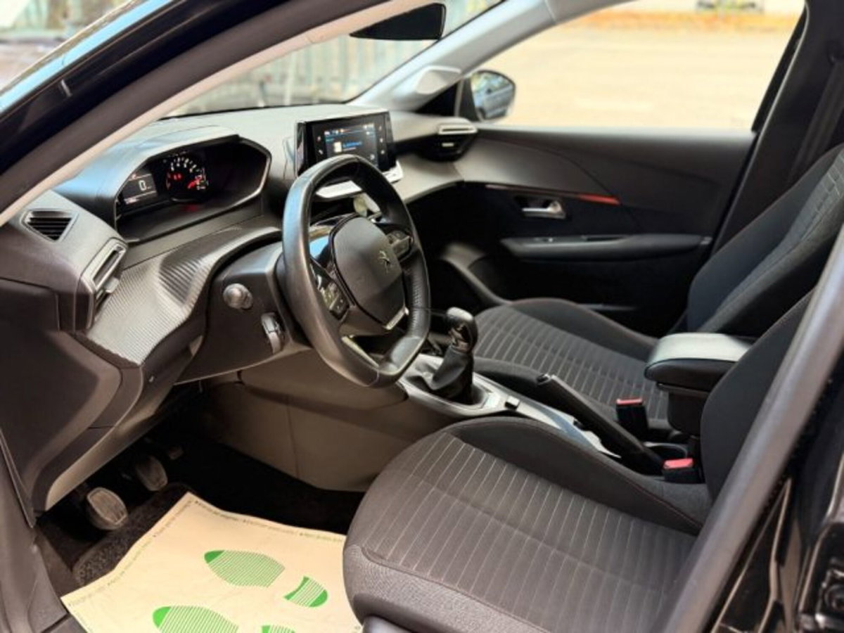 Peugeot 208 1.2 puretech Active s&s 75cv (9)