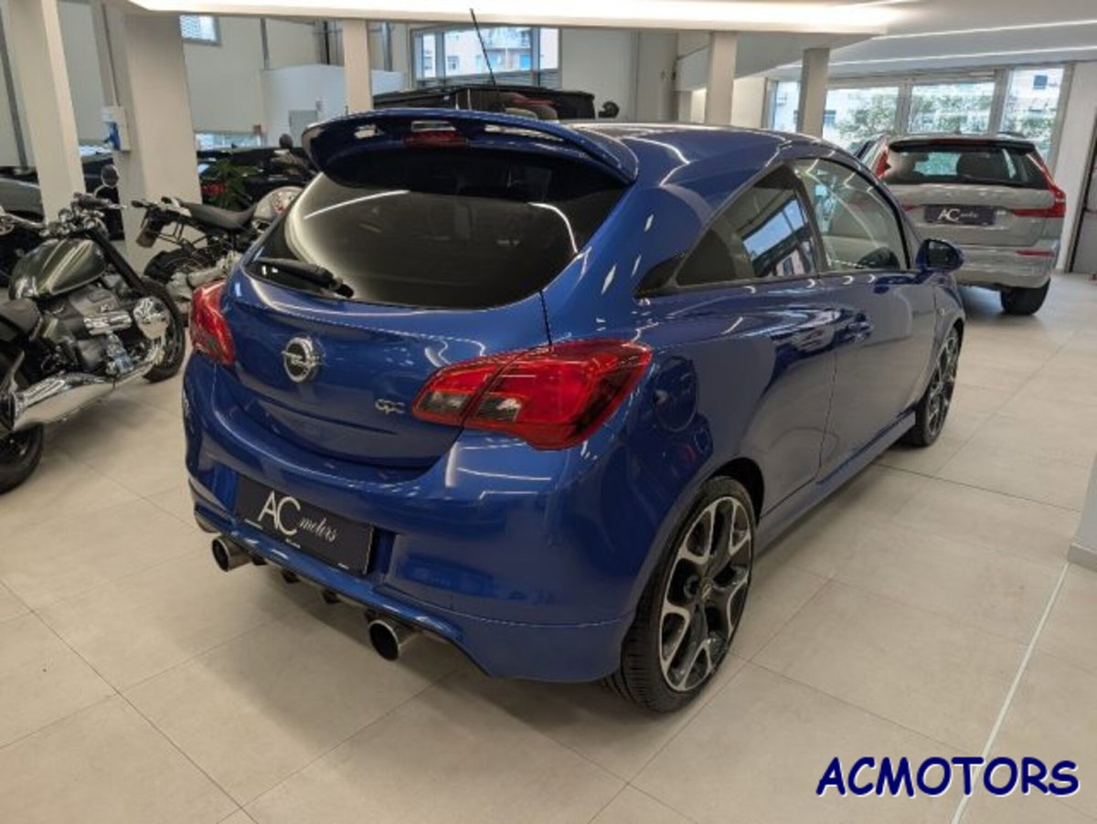 Opel Corsa Coupé 1.6 Turbo OPC (6)