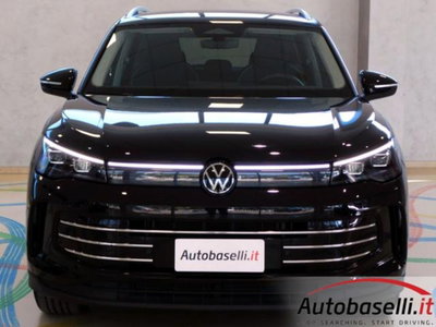 Volkswagen Tiguan 2.0 tdi Elegance 150cv dsg (11)